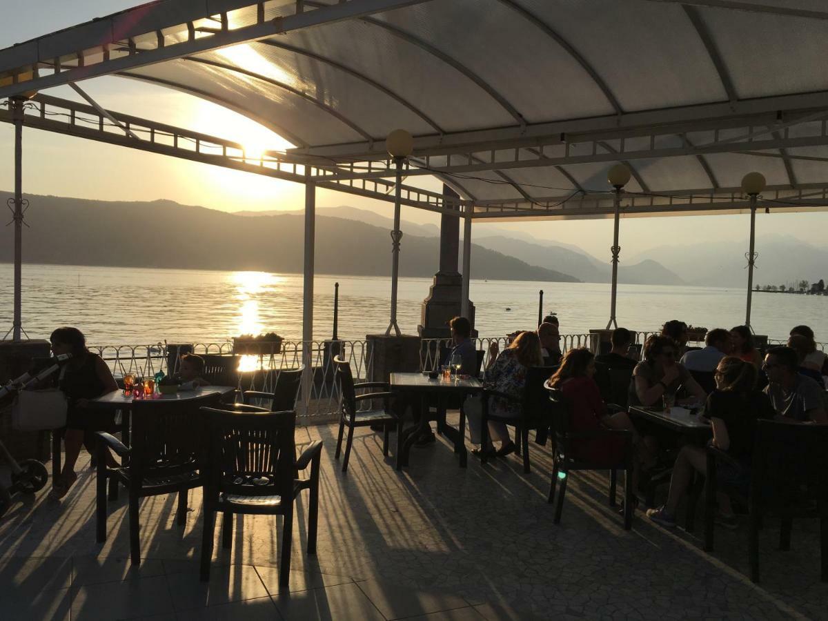 The Gulf Villa - Lago Maggiore Monvalle Екстериор снимка