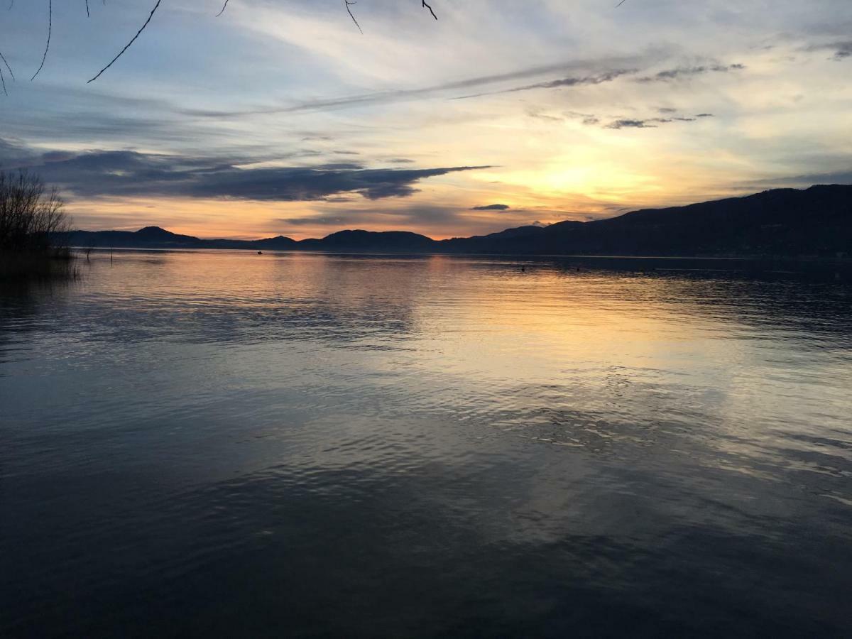 The Gulf Villa - Lago Maggiore Monvalle Екстериор снимка